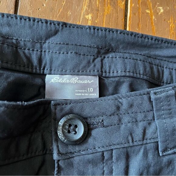 Eddie Bauer Nylon Hiking Capri Pants - Picture 4 of 6